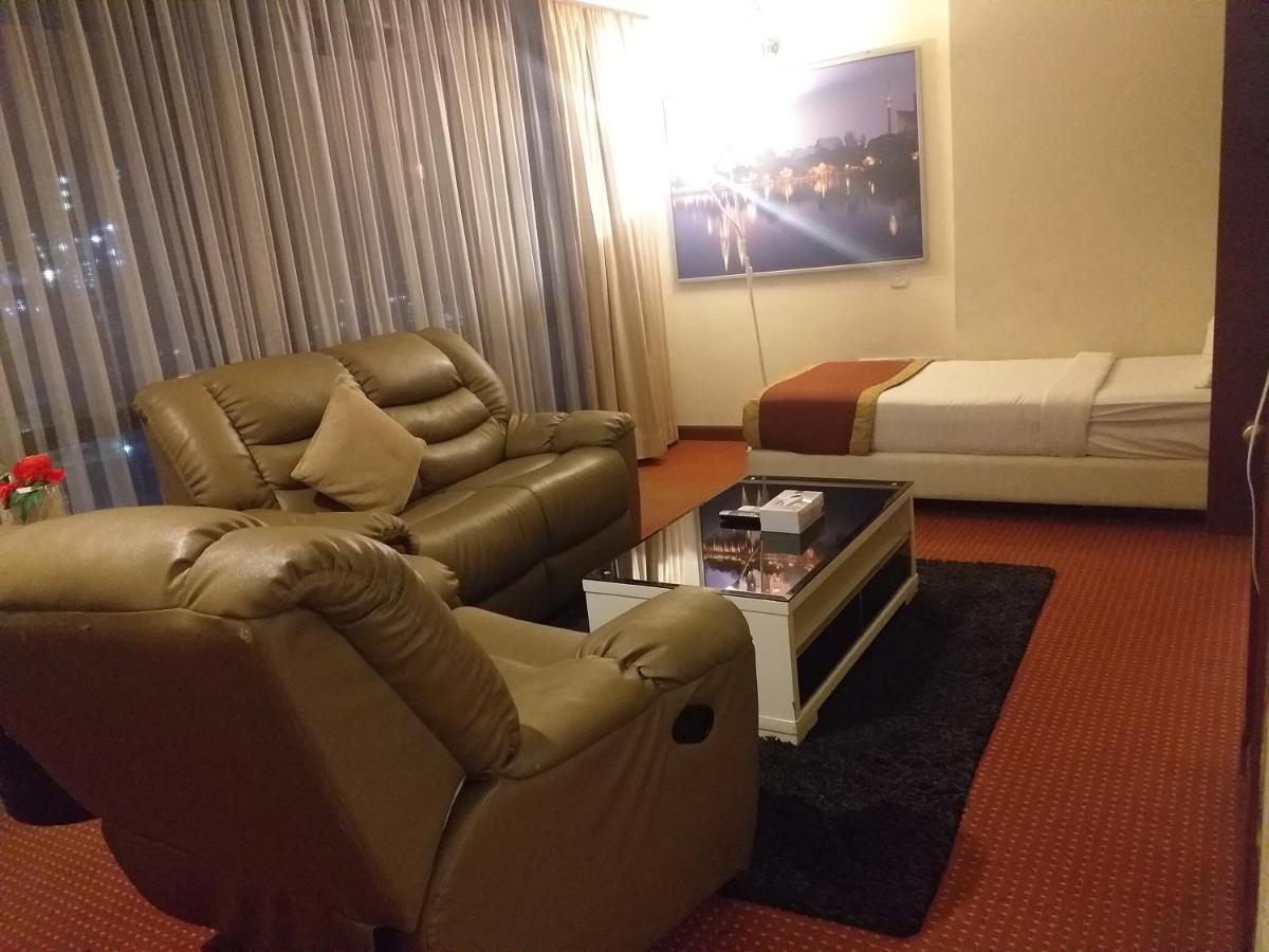 New sm service suite at times square Kualalampur Kuala Lumpur Bagian luar foto